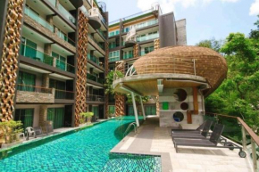Exceptionnel et rare Emerald Terrace Condo